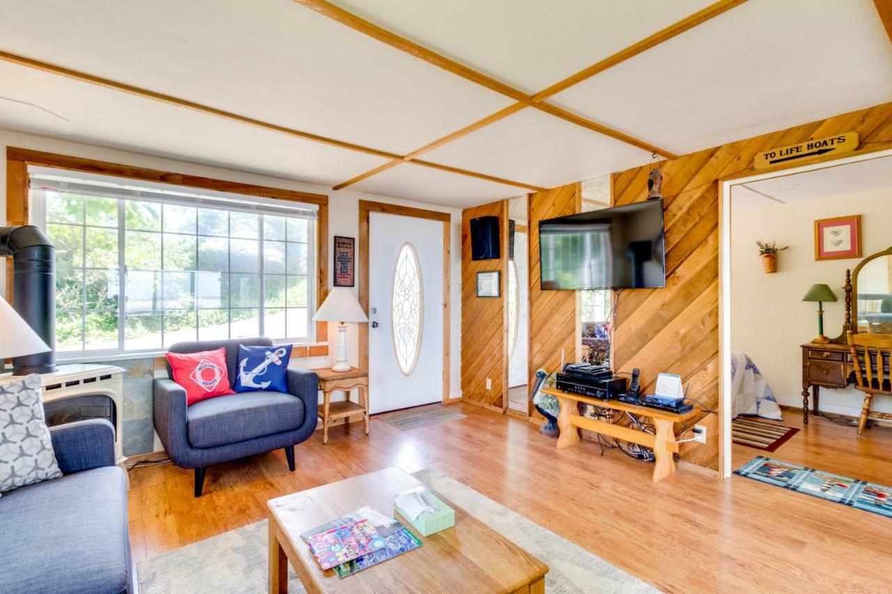 Netarts Happy Camp Beachfront Cabin מראה חיצוני תמונה