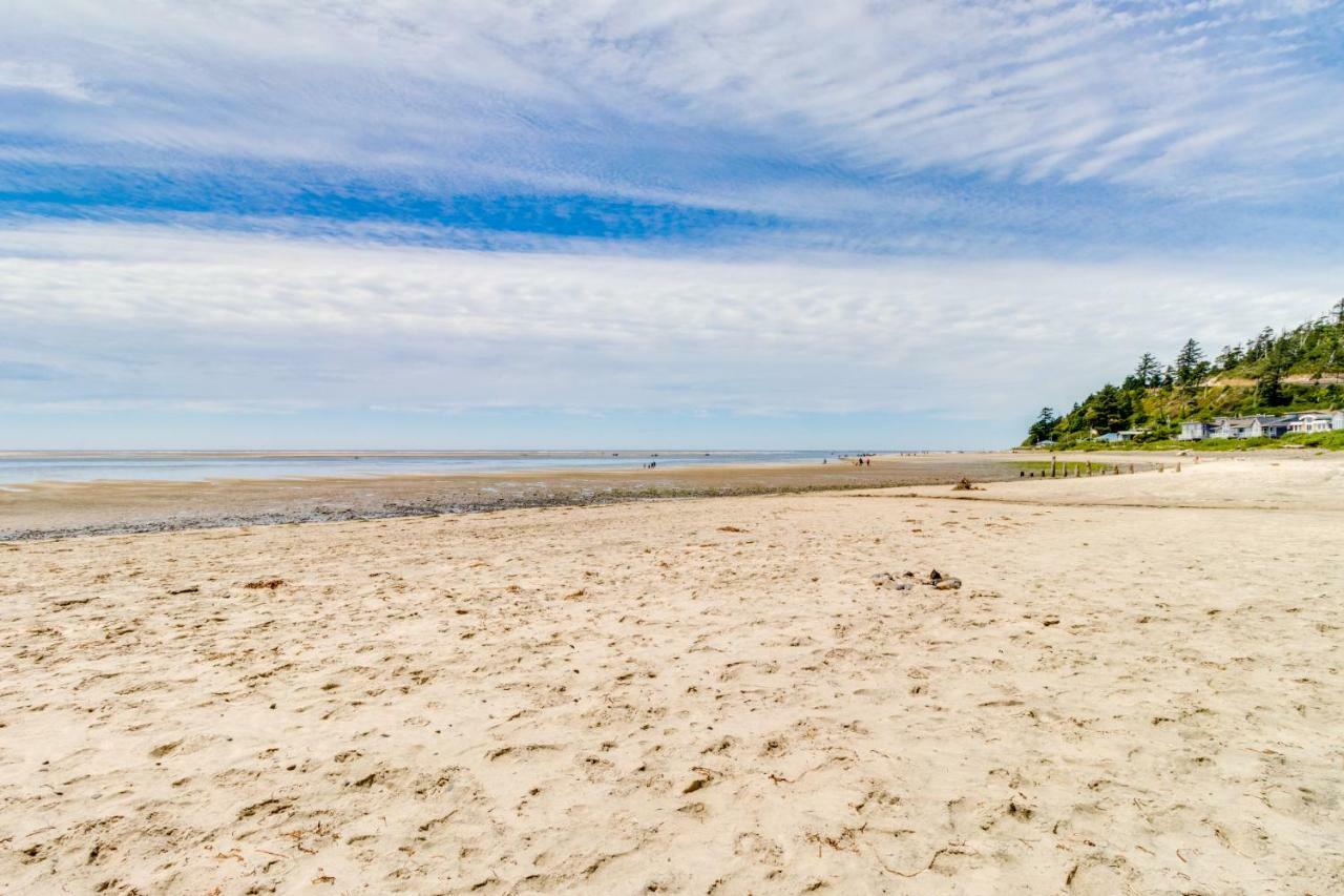 Netarts Happy Camp Beachfront Cabin מראה חיצוני תמונה