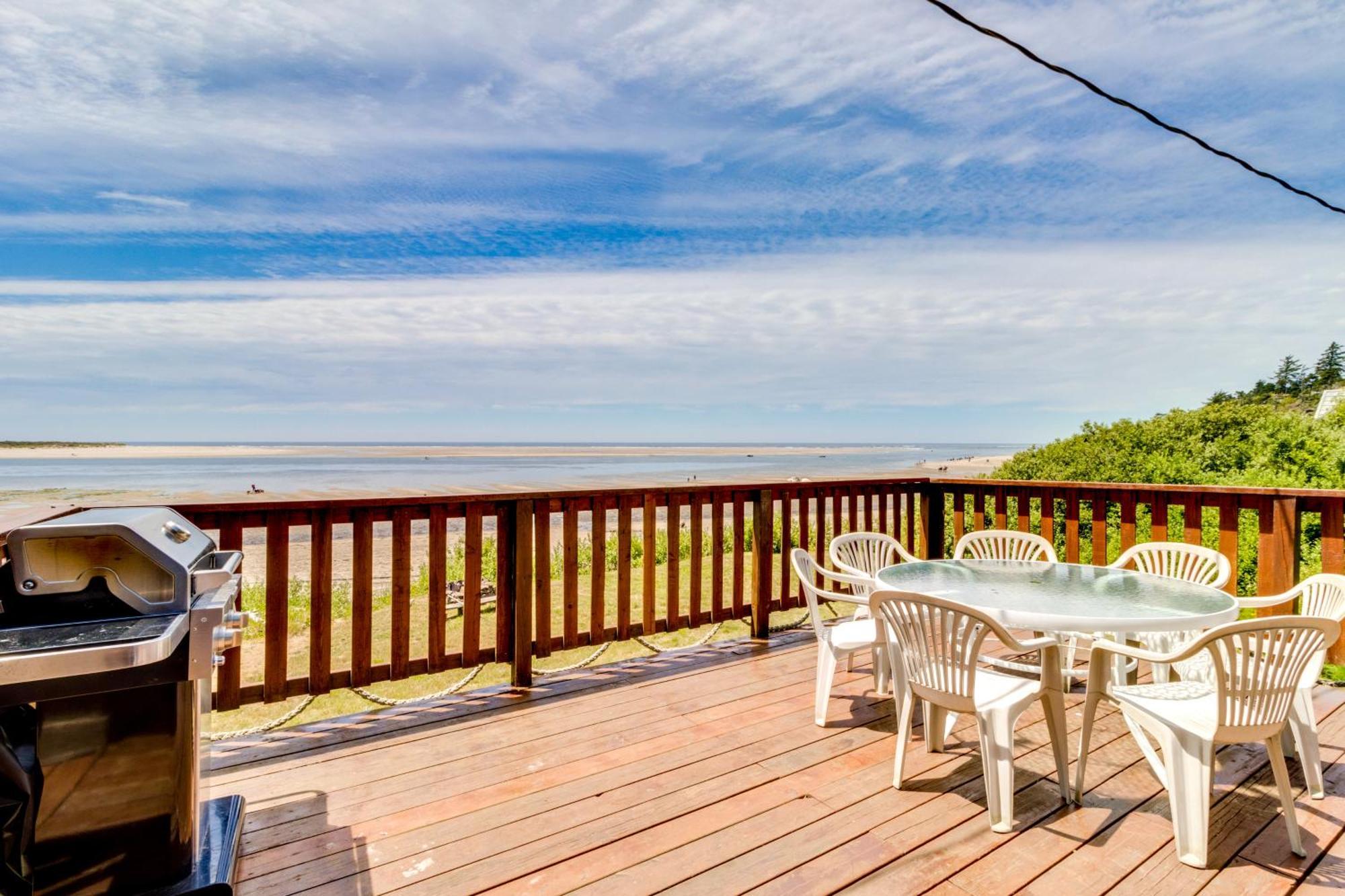 Netarts Happy Camp Beachfront Cabin מראה חיצוני תמונה